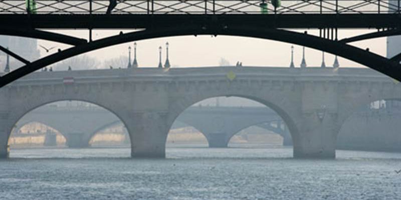 vedette sous pont neuf