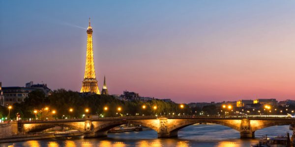 eiffel-tower-951509